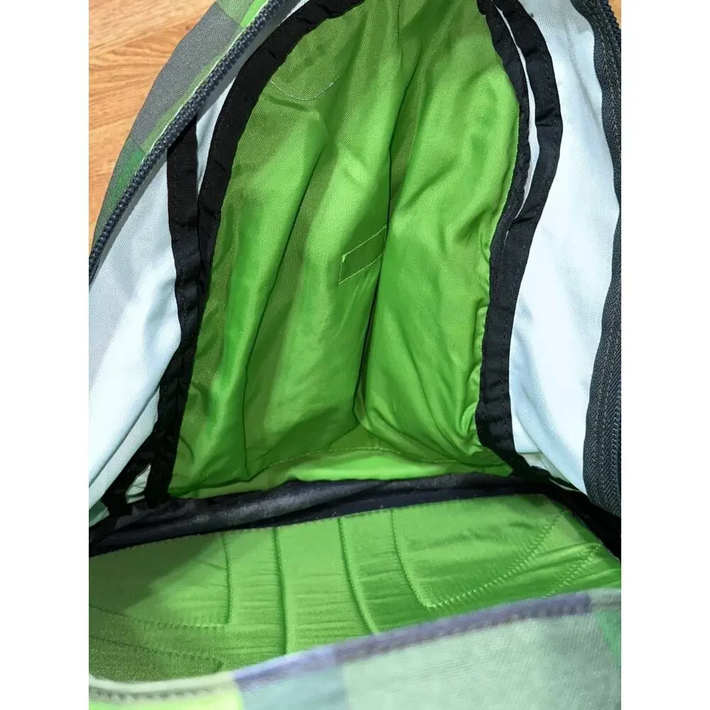 The North Face Jester Backpack 19 In H Green Padded Back Panel Unisex